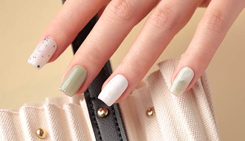 青山のネイルサロン VINGT NAIL シェラックが人気です！