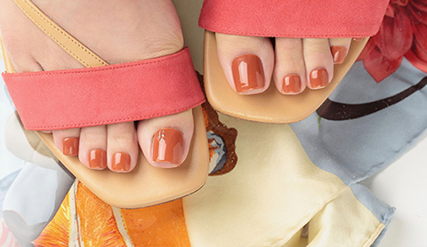 青山のネイルサロン VINGT NAIL ハンド・フット ケアカラー