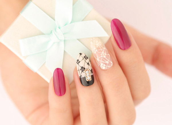 青山のネイルサロン vingt nail クリスマス オリジナルジュエリー