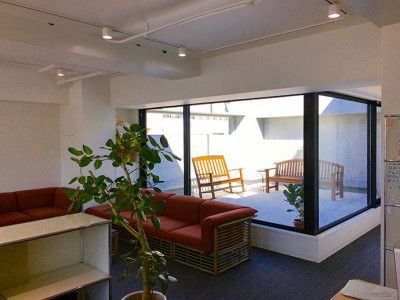 mslash_office20160303_2